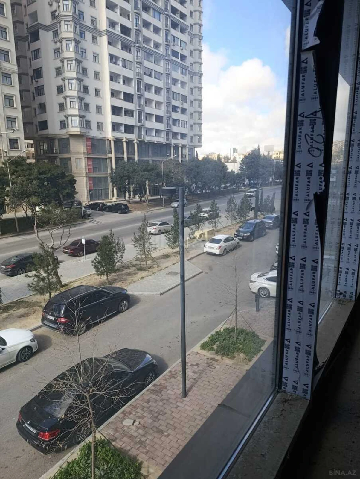 Satılır obyekt 177.9 m²