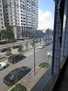 Satılır obyekt 177.9 m²