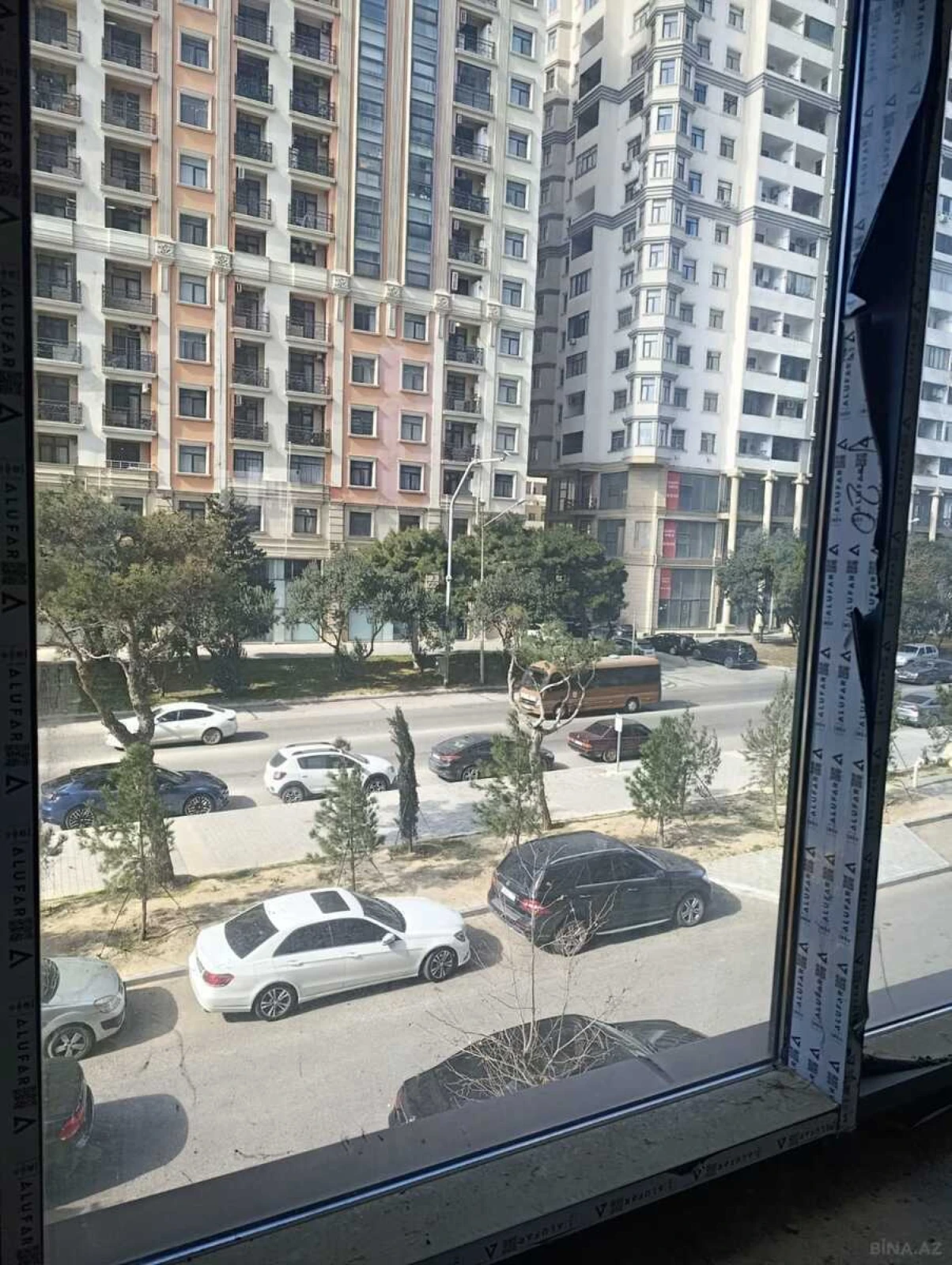 Satılır obyekt 177.9 m²