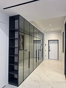 Satılır 2 otaqlı mənzil 107 m²