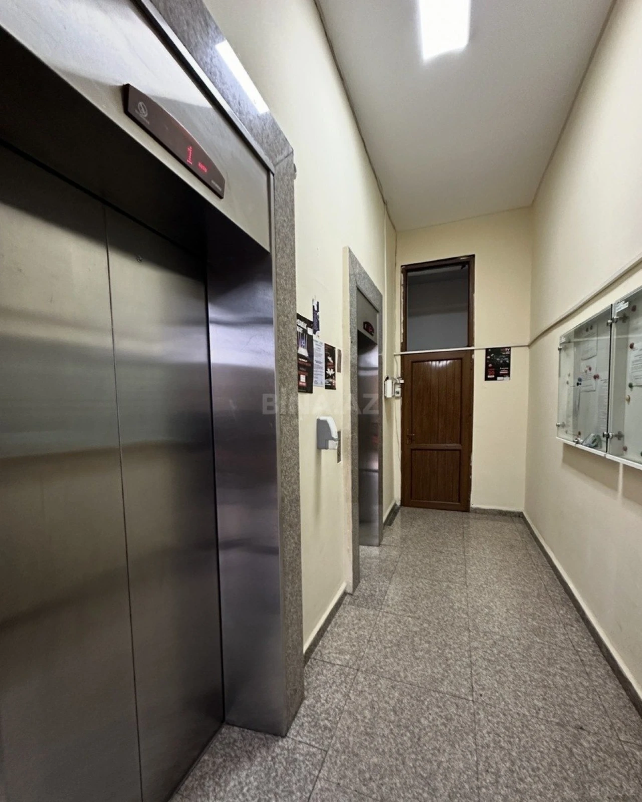 Kirayə verilir 4 otaqlı mənzil 110 m²