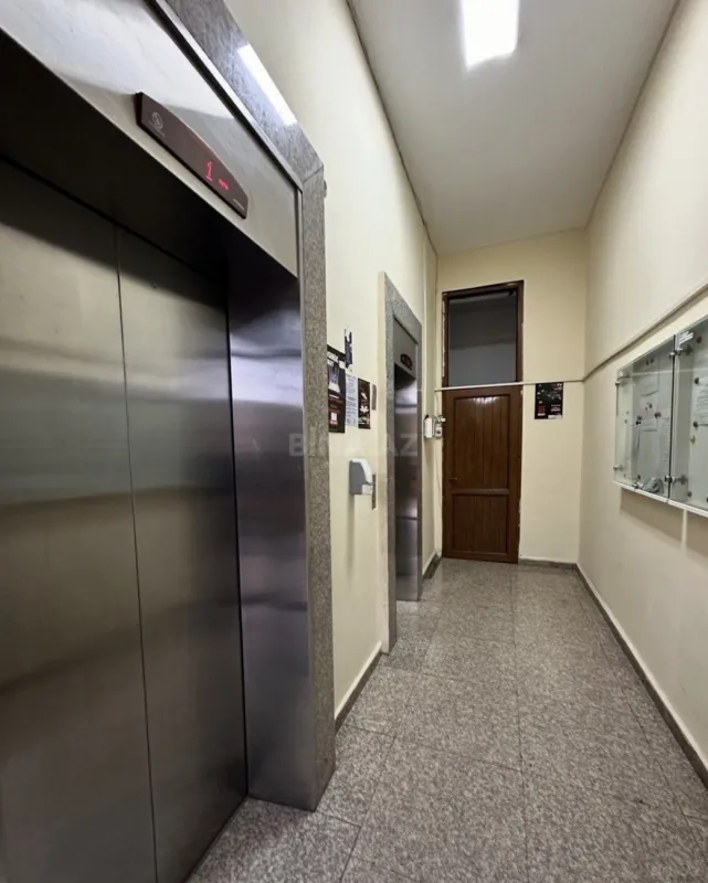 Kirayə verilir 4 otaqlı mənzil 110 m²