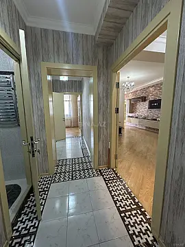 Kirayə verilir 4 otaqlı mənzil 110 m²