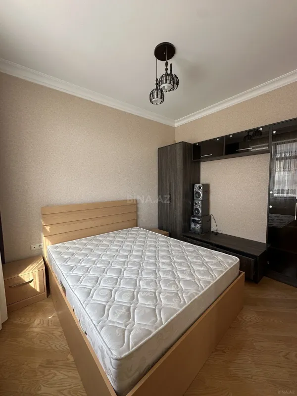 Kirayə verilir 4 otaqlı mənzil 110 m²