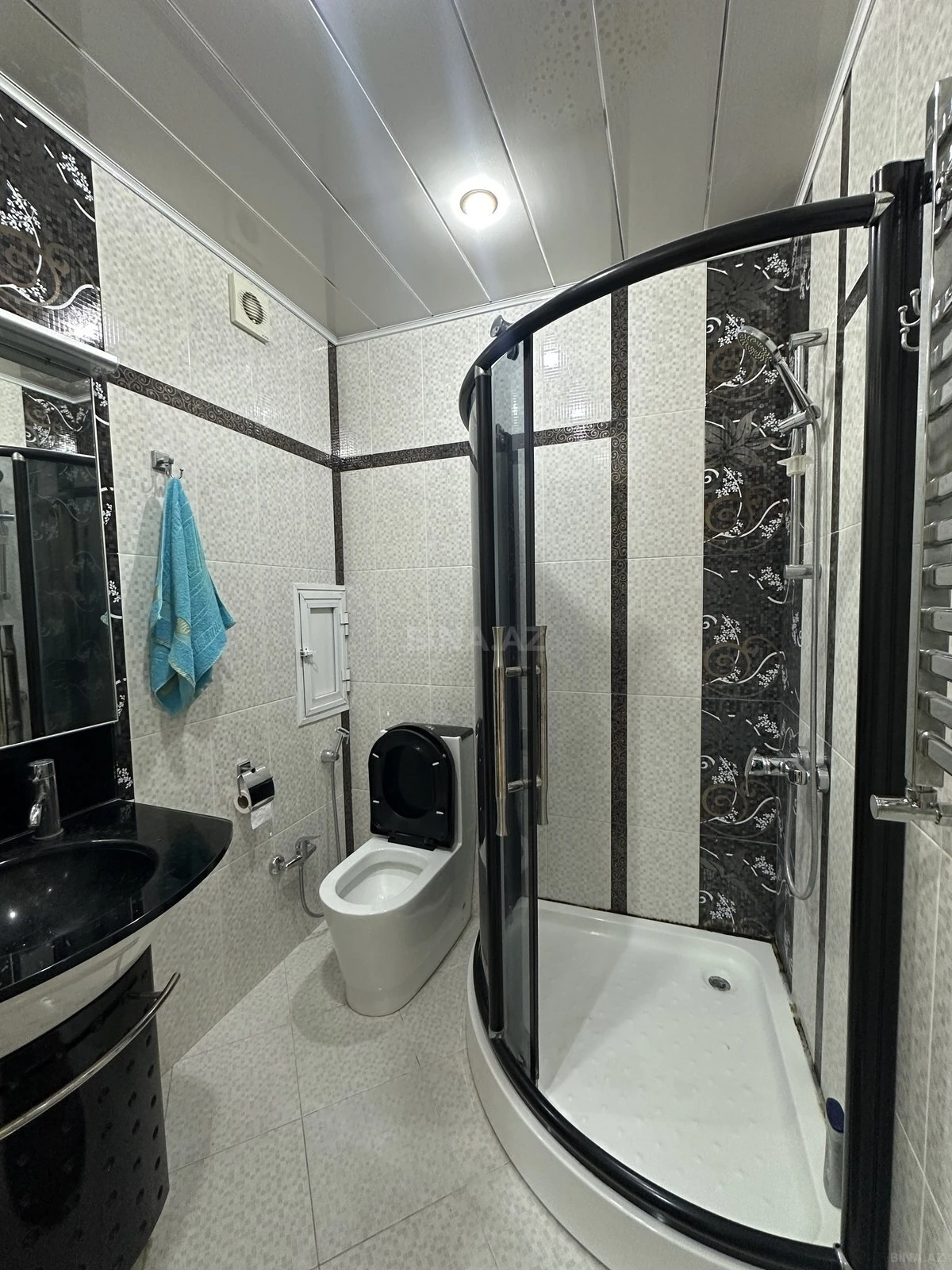 Kirayə verilir 4 otaqlı mənzil 110 m²