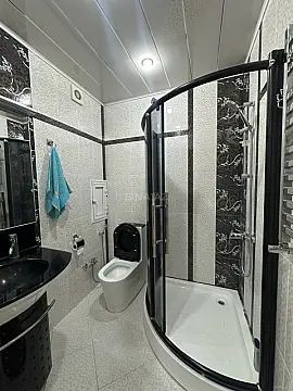 Kirayə verilir 4 otaqlı mənzil 110 m²