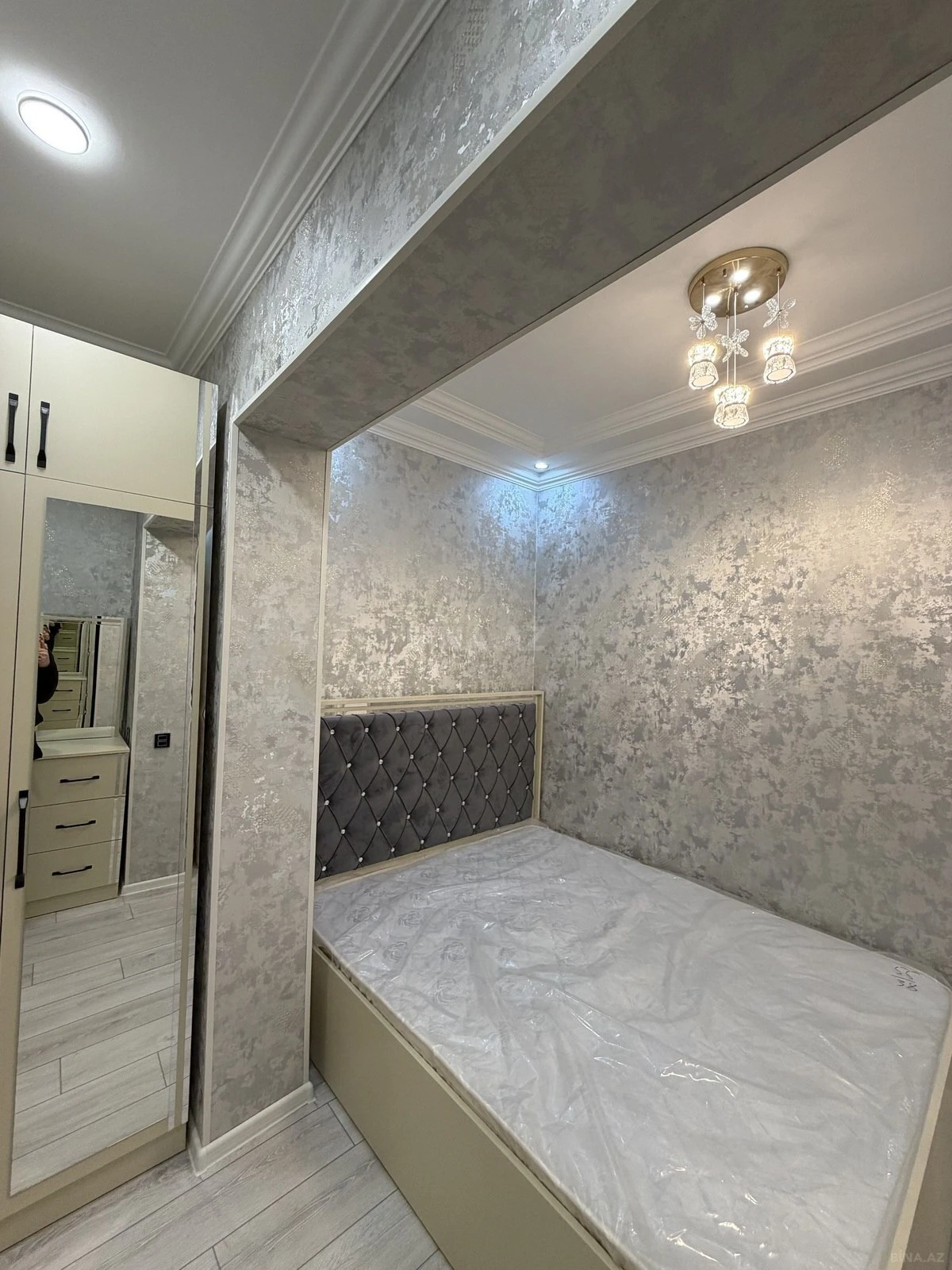 Satılır 2 otaqlı mənzil 45 m²