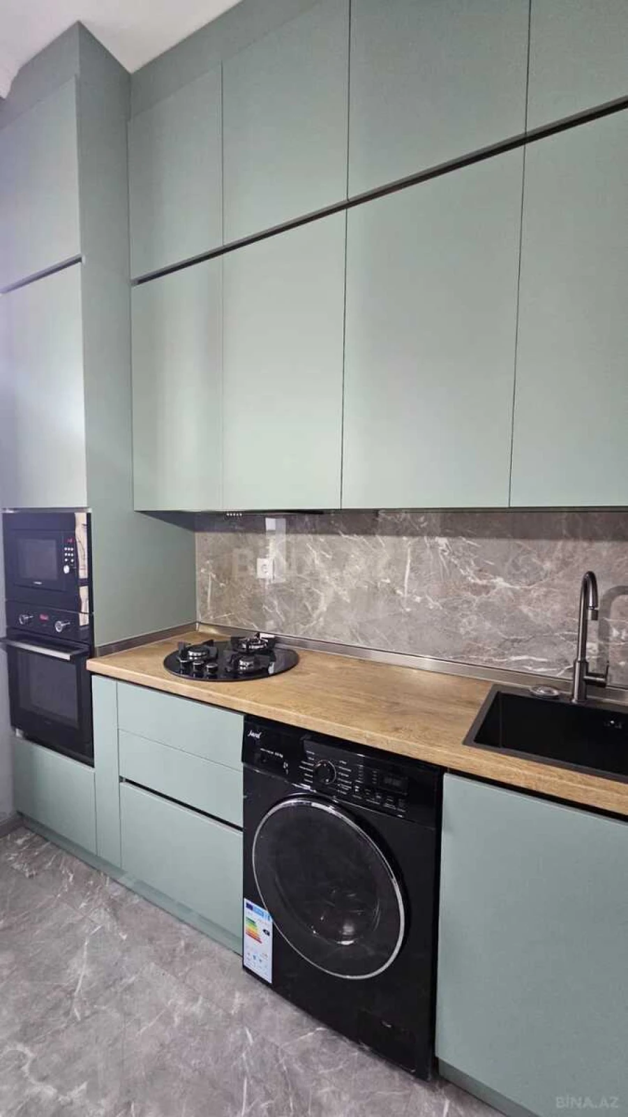 Kirayə verilir 2 otaqlı mənzil 60 m²