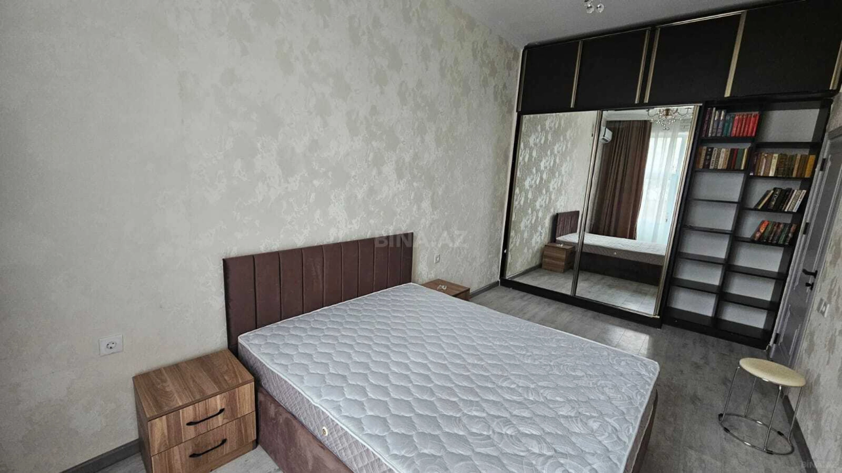 Kirayə verilir 2 otaqlı mənzil 60 m²