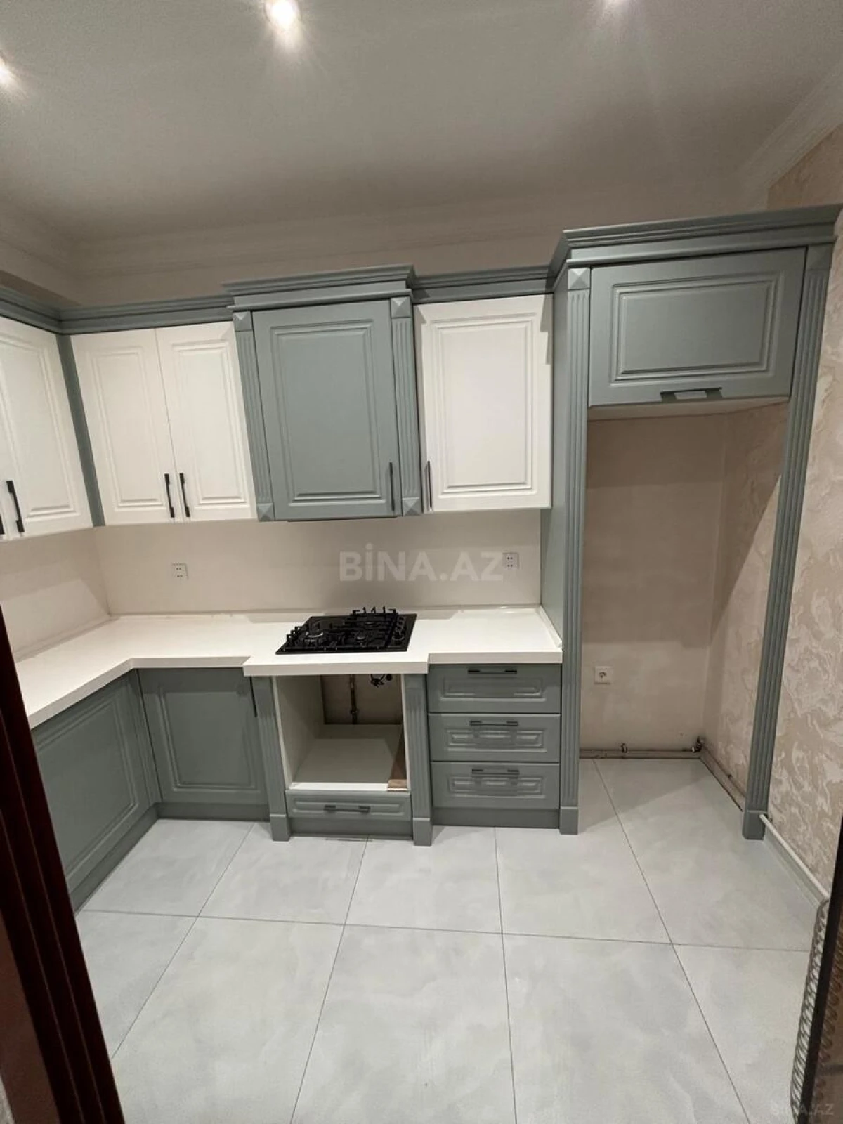 Satılır 2 otaqlı mənzil 68 m²