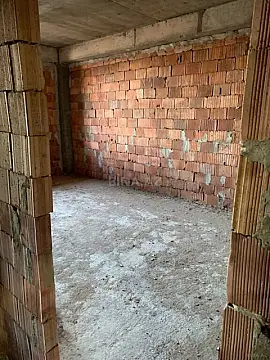 Satılır 2 otaqlı mənzil 62 m²