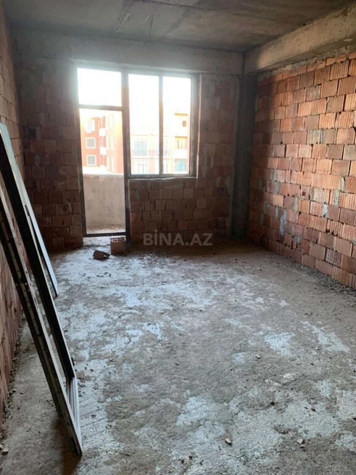 Satılır 2 otaqlı mənzil 62 m²