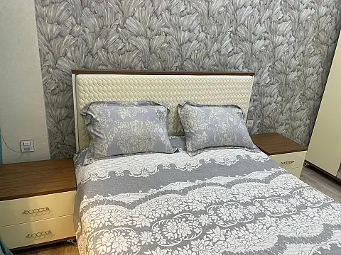 Kirayə verilir 2 otaqlı mənzil 70 m²