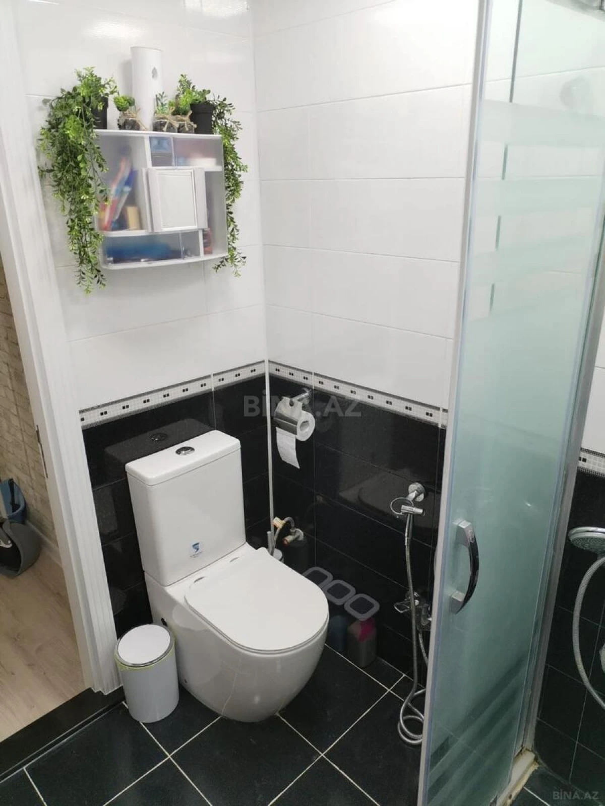 Kirayə verilir 2 otaqlı mənzil 70 m²