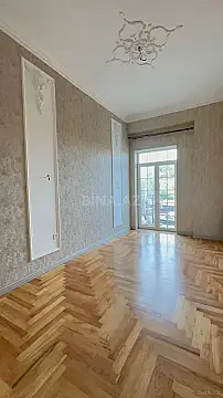 Satılır 2 otaqlı mənzil 63 m²