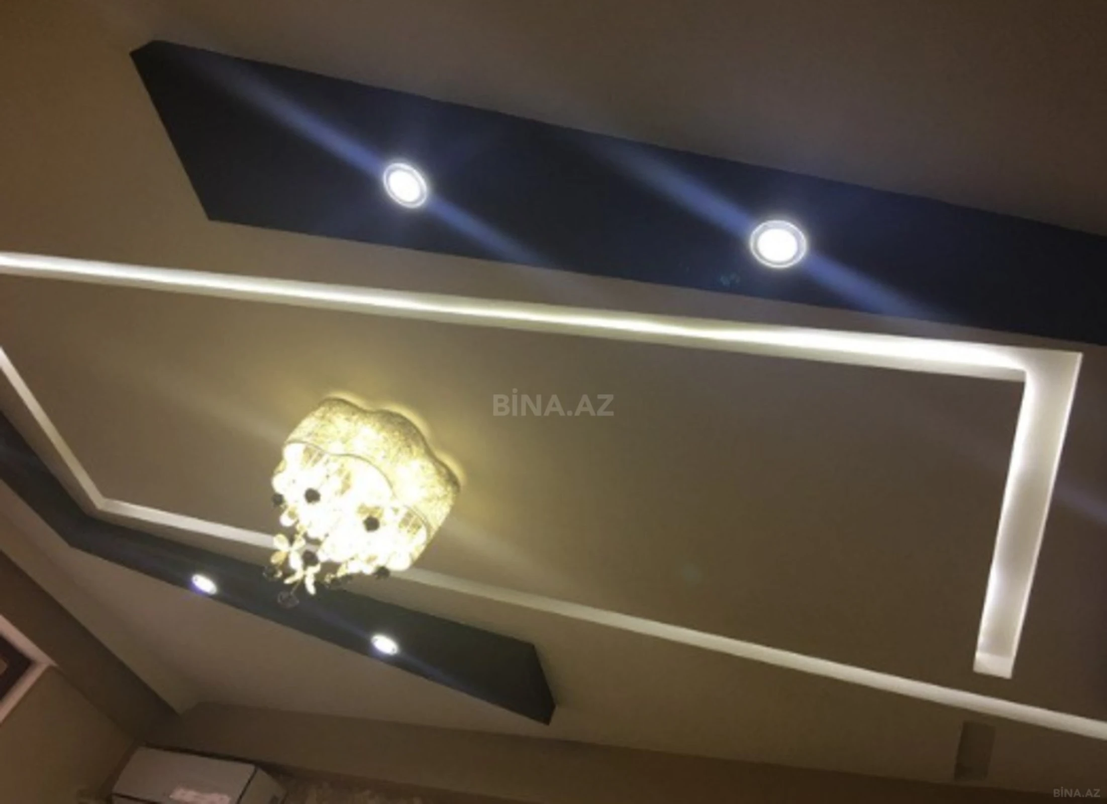 Satılır 2 otaqlı mənzil 37.8 m²