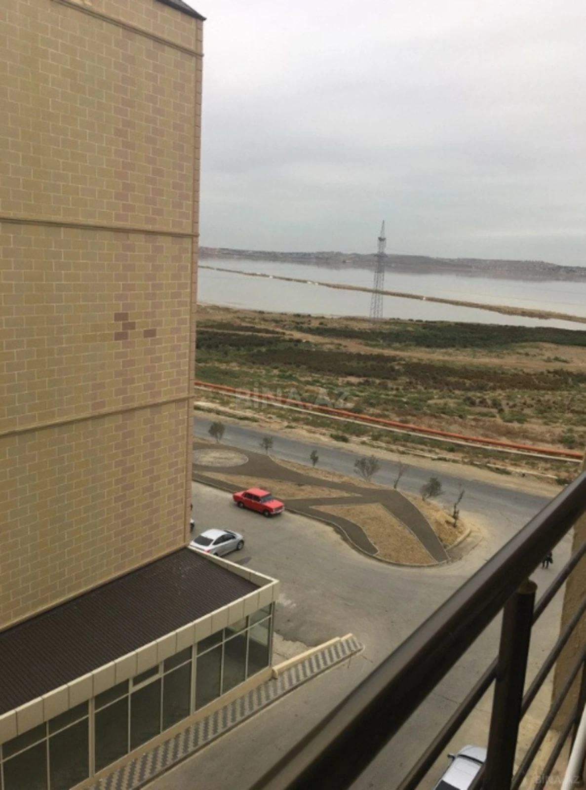 Satılır 2 otaqlı mənzil 37.8 m²