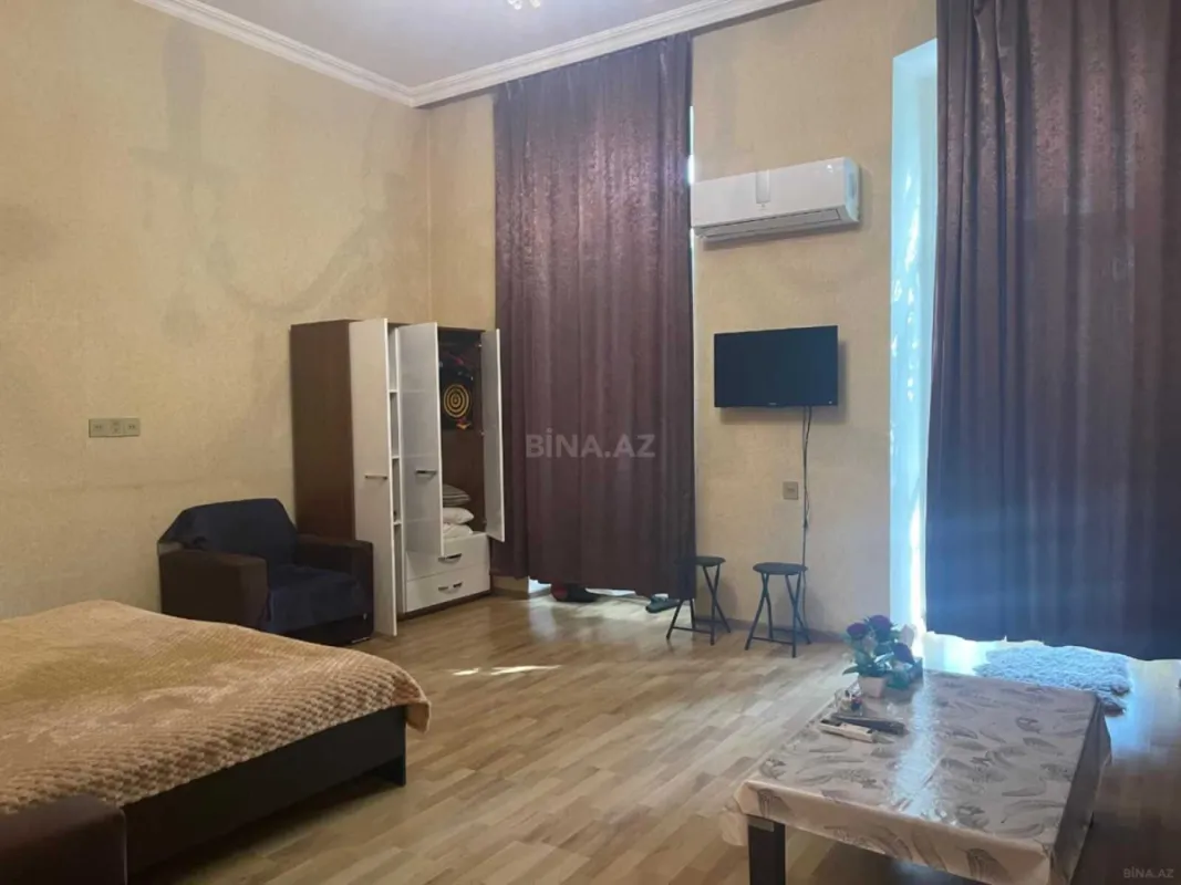 Kirayə verilir 2 otaqlı mənzil 65 m²