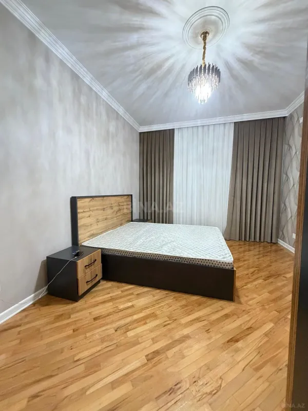 Kirayə verilir 2 otaqlı mənzil 90 m²