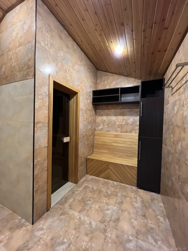 Kirayə verilir 5 otaqlı mənzil 450 m²