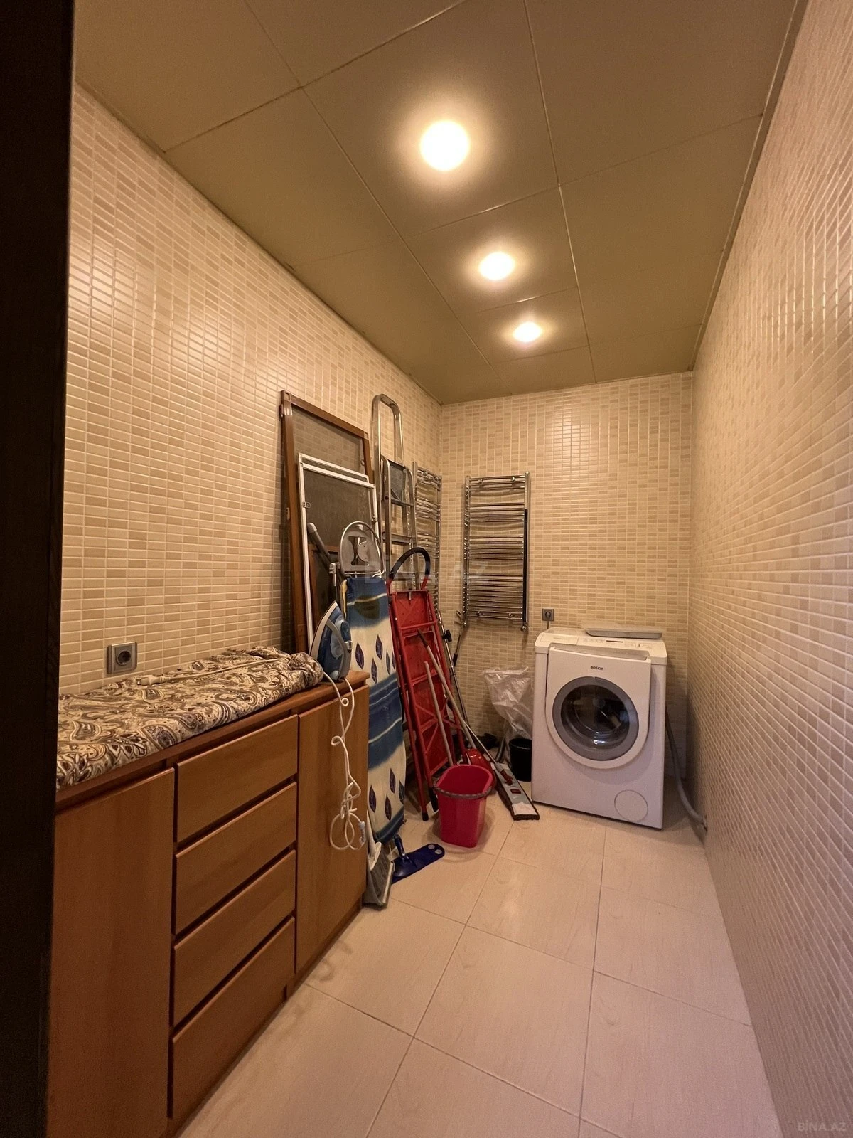 Kirayə verilir 5 otaqlı mənzil 450 m²