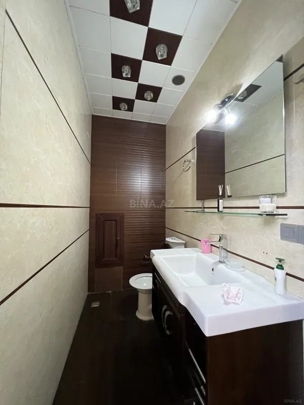 Kirayə verilir 5 otaqlı mənzil 450 m²