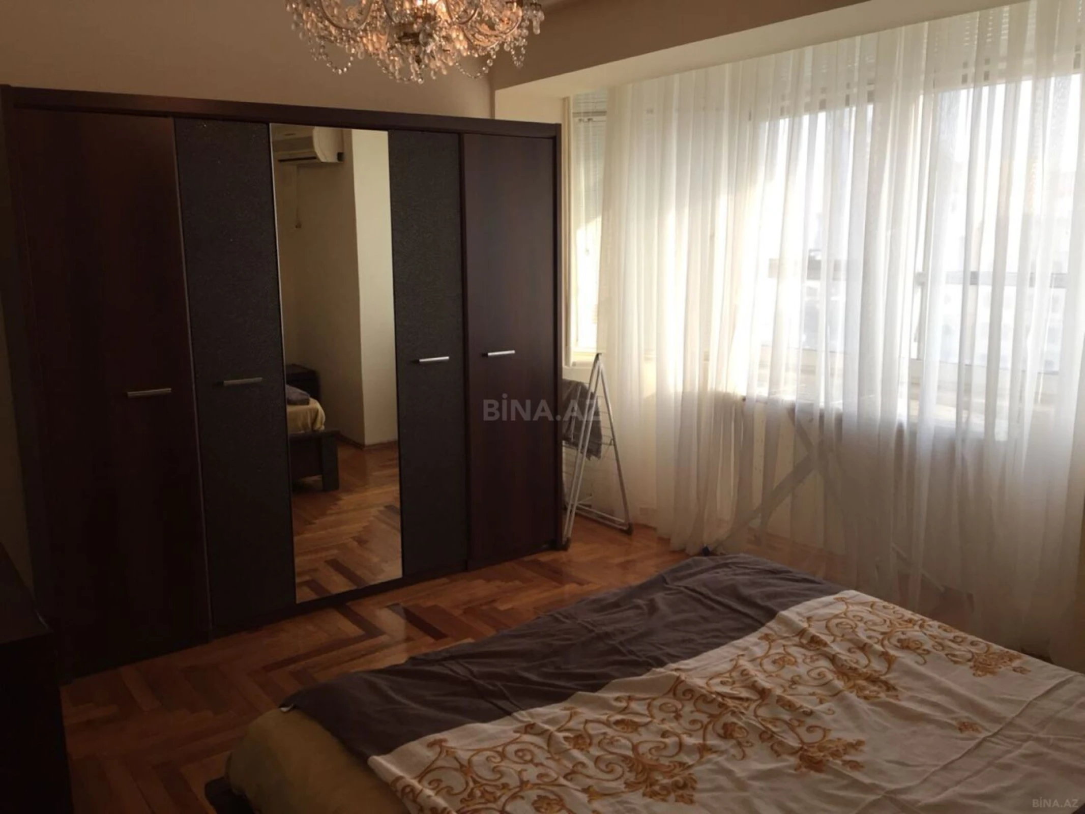 Kirayə verilir 2 otaqlı mənzil 85 m²