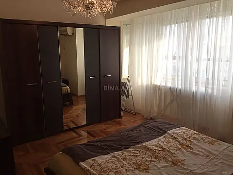 Kirayə verilir 2 otaqlı mənzil 85 m²