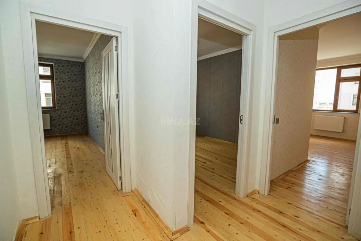 Satılır 4 otaqlı mənzil 105 m²