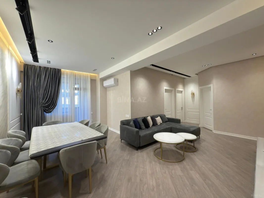 Satılır 4 otaqlı mənzil 111 m²