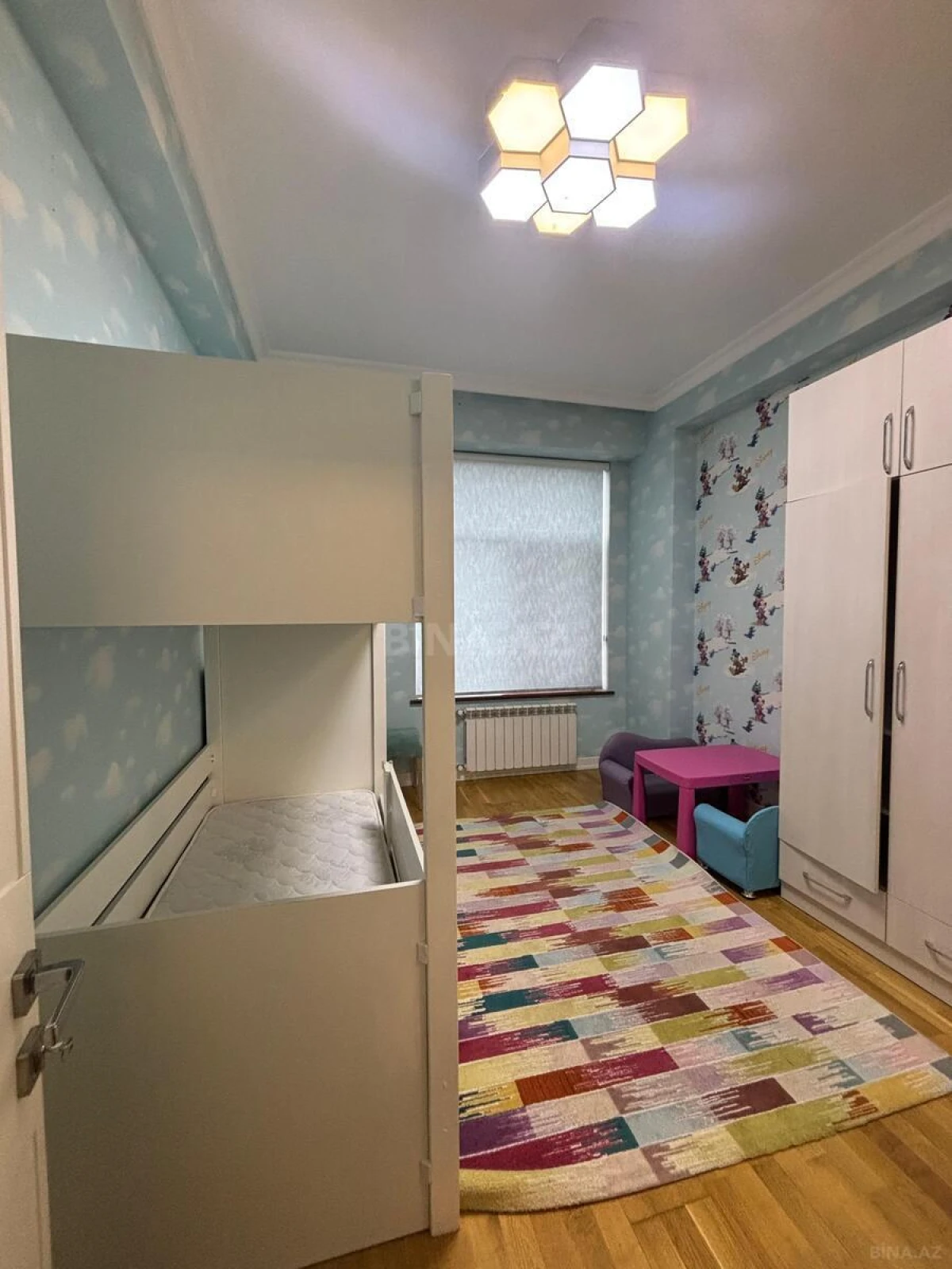 Satılır 3 otaqlı mənzil 97 m²