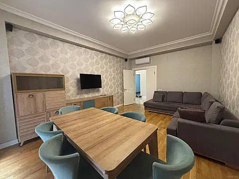 Satılır 3 otaqlı mənzil 97 m² — Bakı, Yeni Günəşli 3 otaq 97.00 m²
