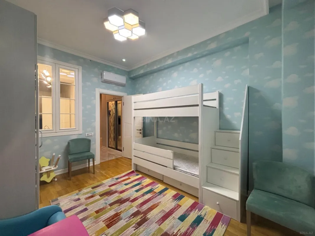 Satılır 3 otaqlı mənzil 97 m²