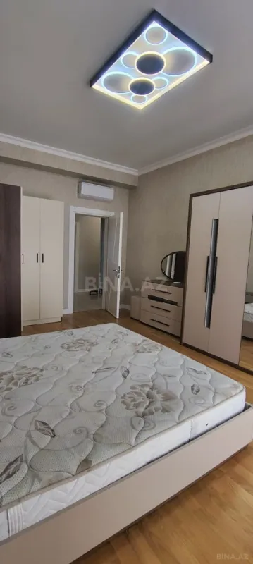 Satılır 3 otaqlı mənzil 97 m²