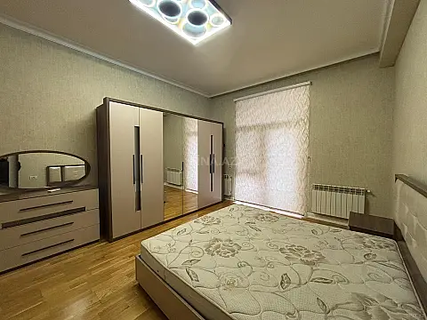 Satılır 3 otaqlı mənzil 97 m²