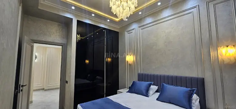 Satılır 3 otaqlı mənzil 122 m²