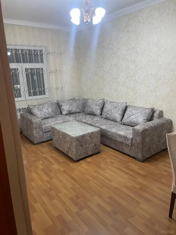 Kirayə verilir 2 otaqlı mənzil 45 m²