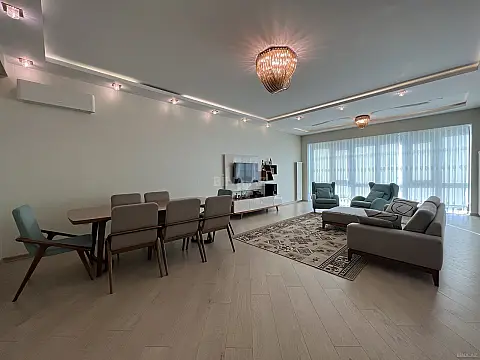 Kirayə verilir 4 otaqlı mənzil 220 m² — Bakı, Xətai 4 otaq 220.00 m²