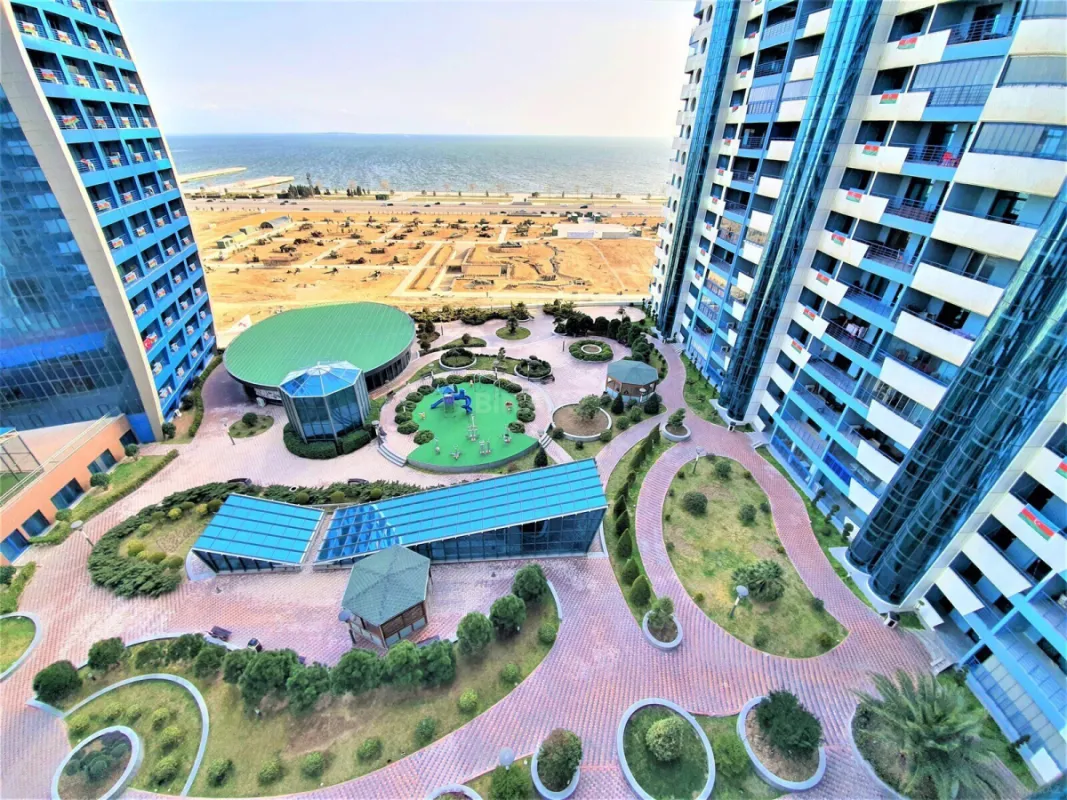 Kirayə verilir 4 otaqlı mənzil 220 m²