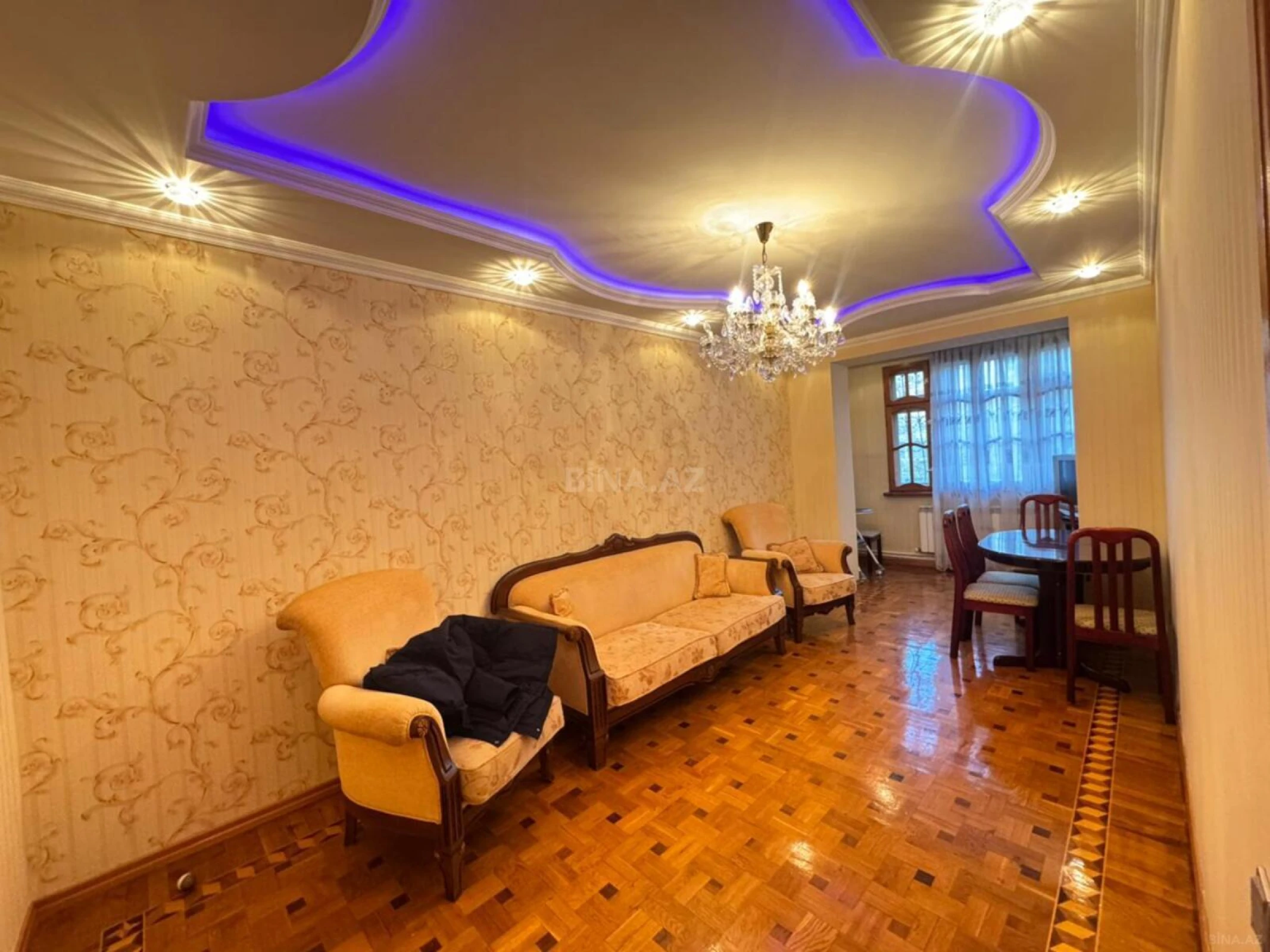 Satılır 3 otaqlı mənzil 90 m²