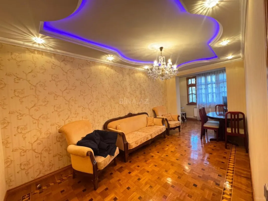 Satılır 3 otaqlı mənzil 90 m²