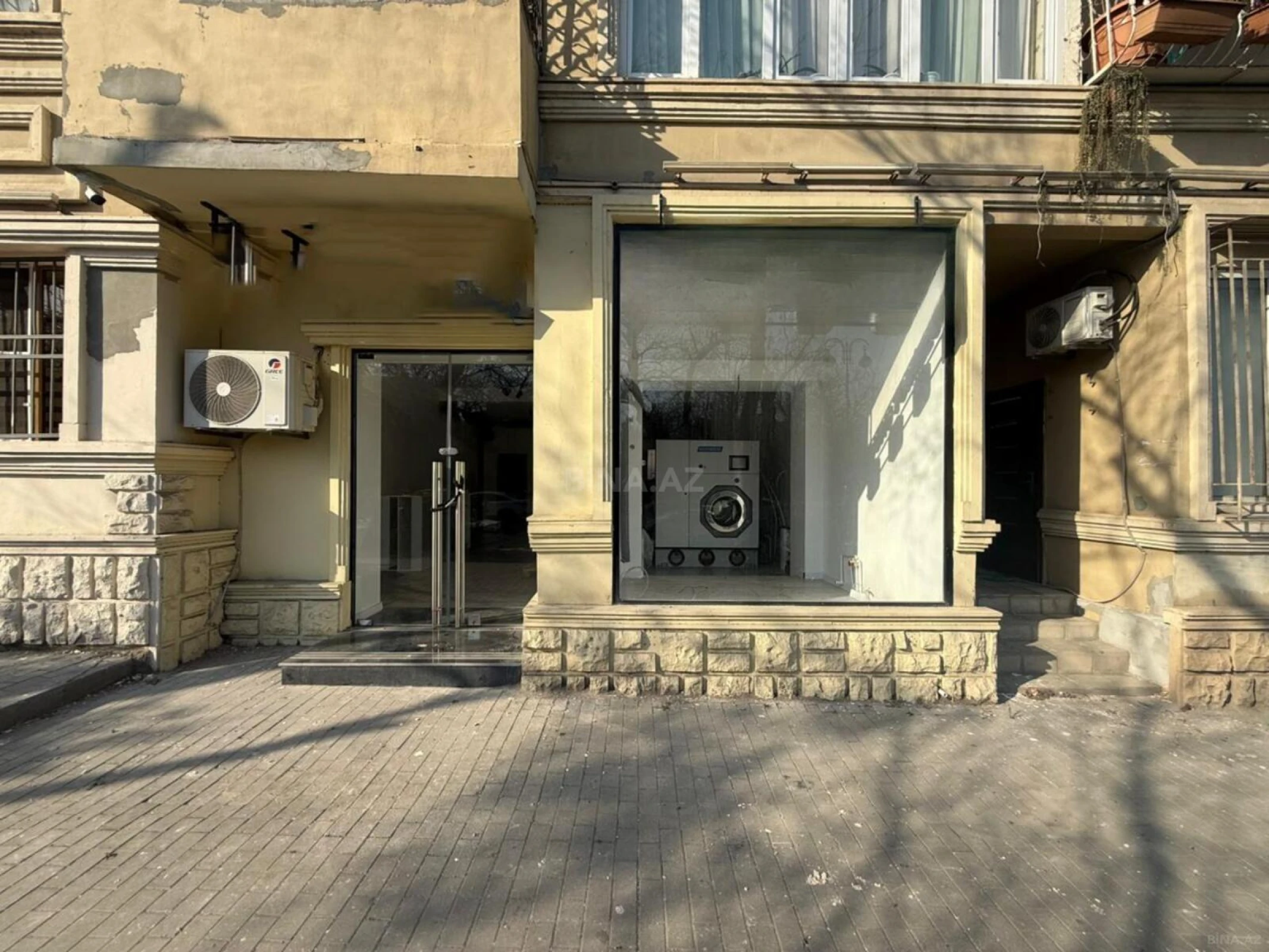 Kirayə verilir obyekt 65 m²