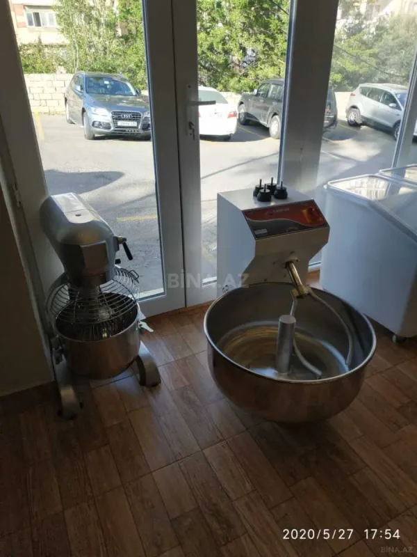 Kirayə verilir obyekt 200 m²