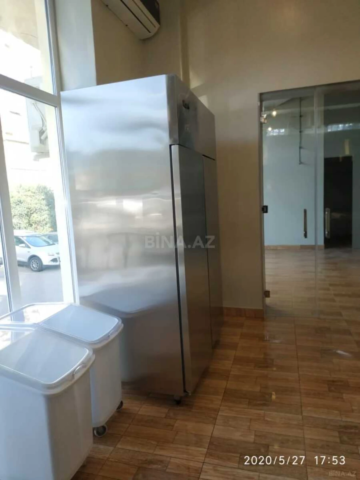 Kirayə verilir obyekt 200 m²