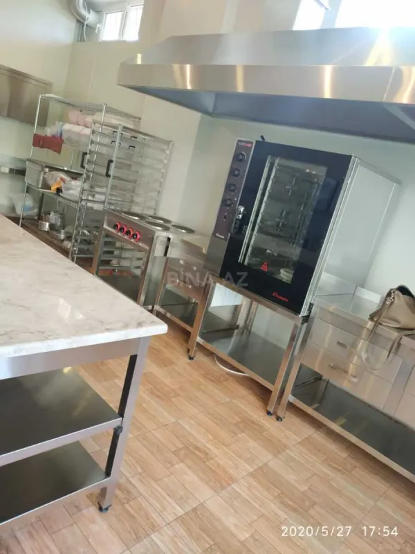 Kirayə verilir obyekt 200 m²