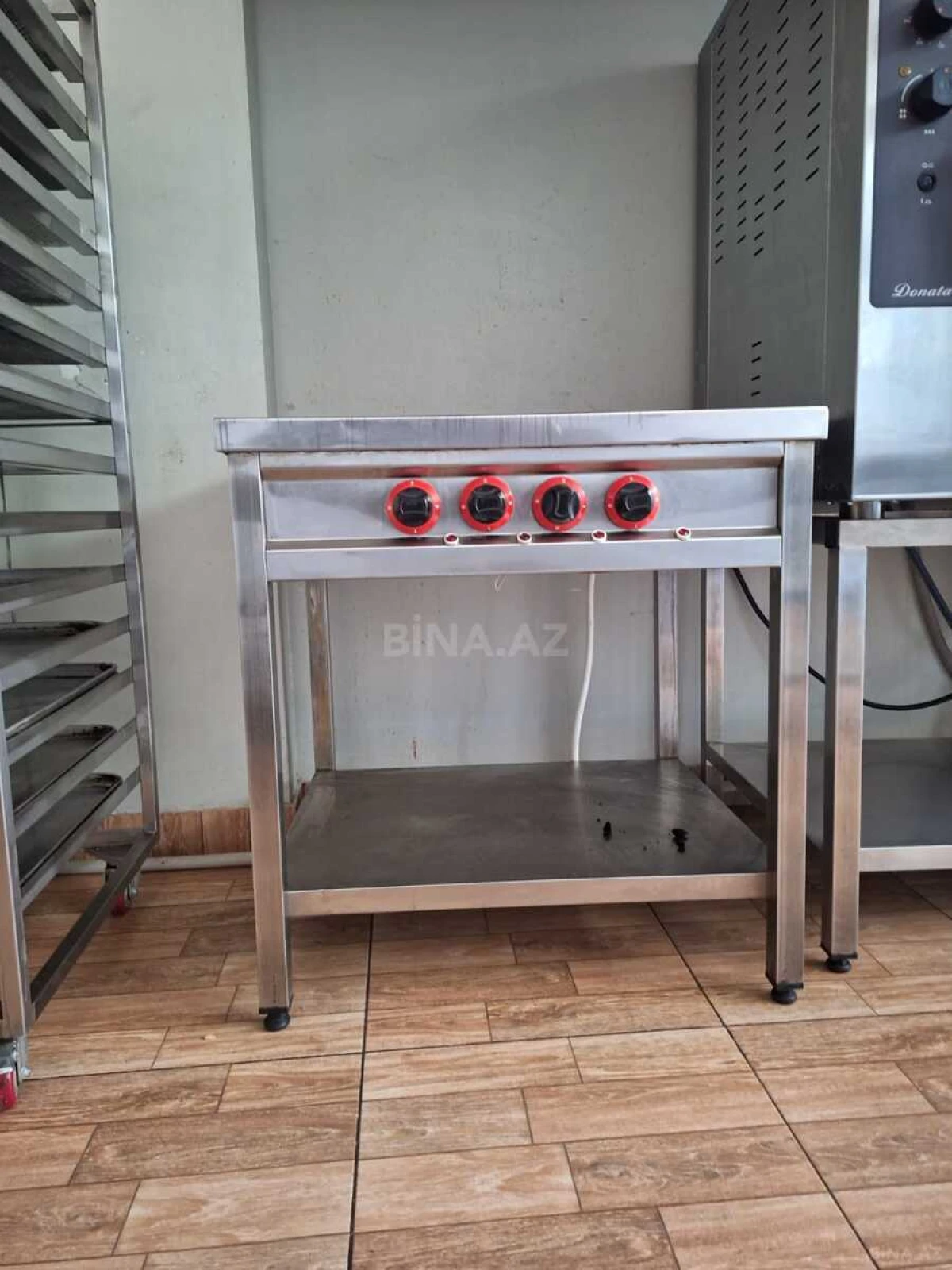 Kirayə verilir obyekt 200 m²