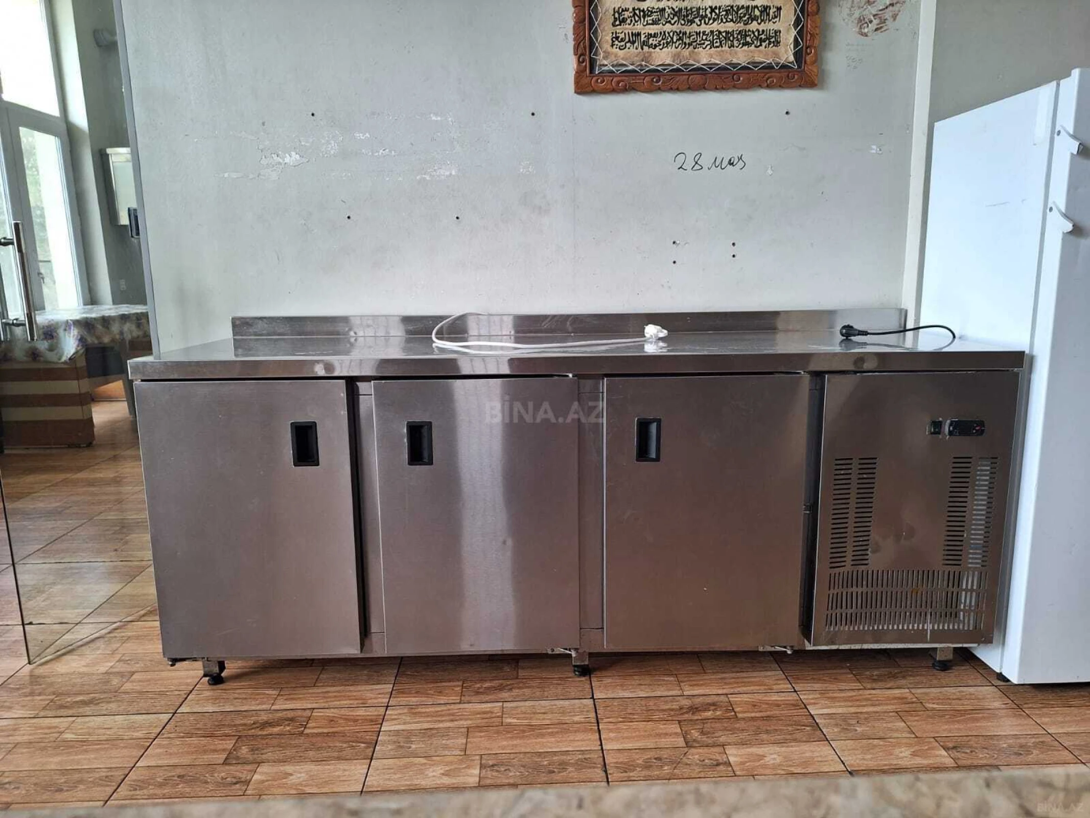 Kirayə verilir obyekt 200 m²