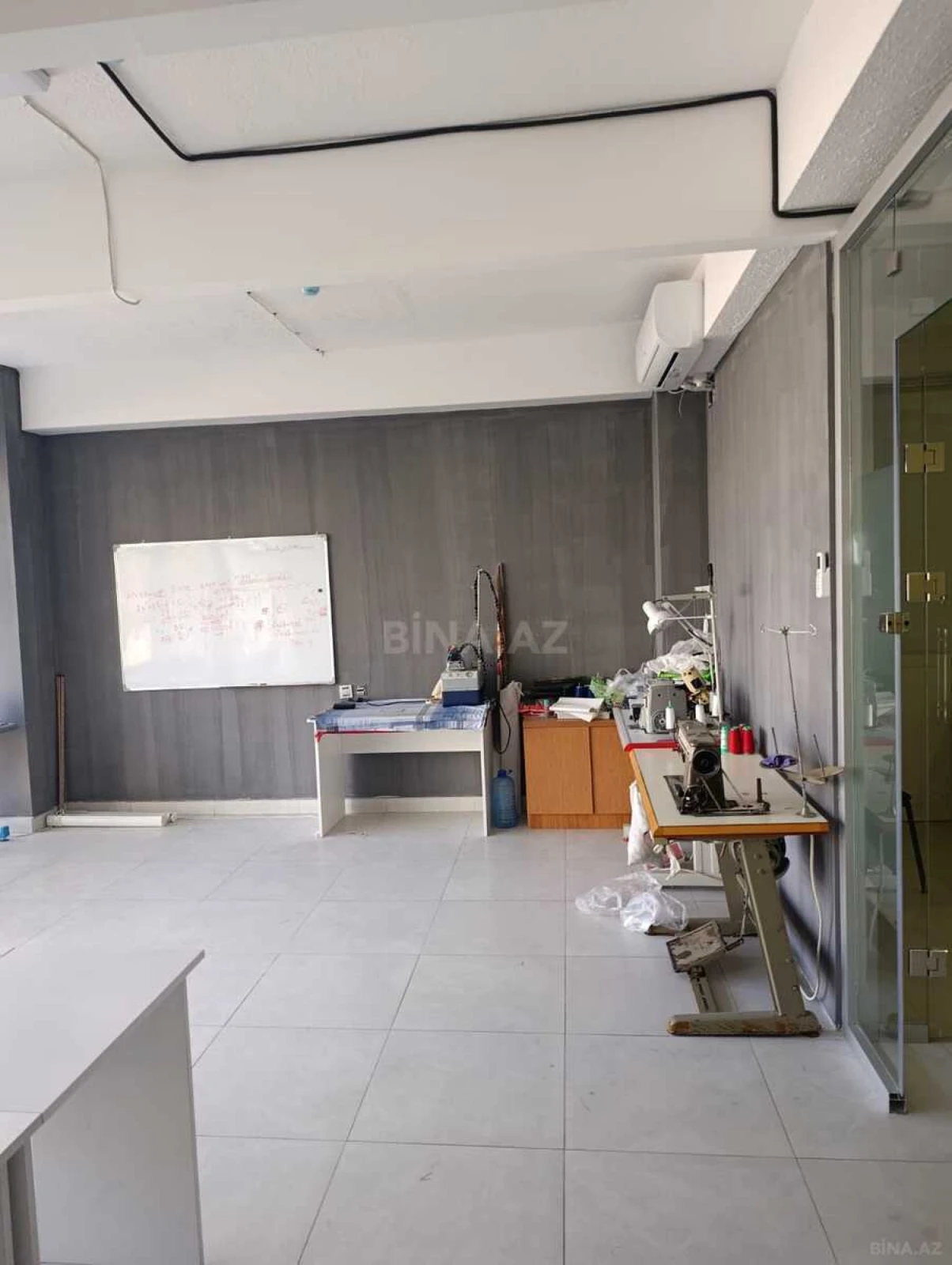 Kirayə verilir 7 otaqlı mənzil 185 m²