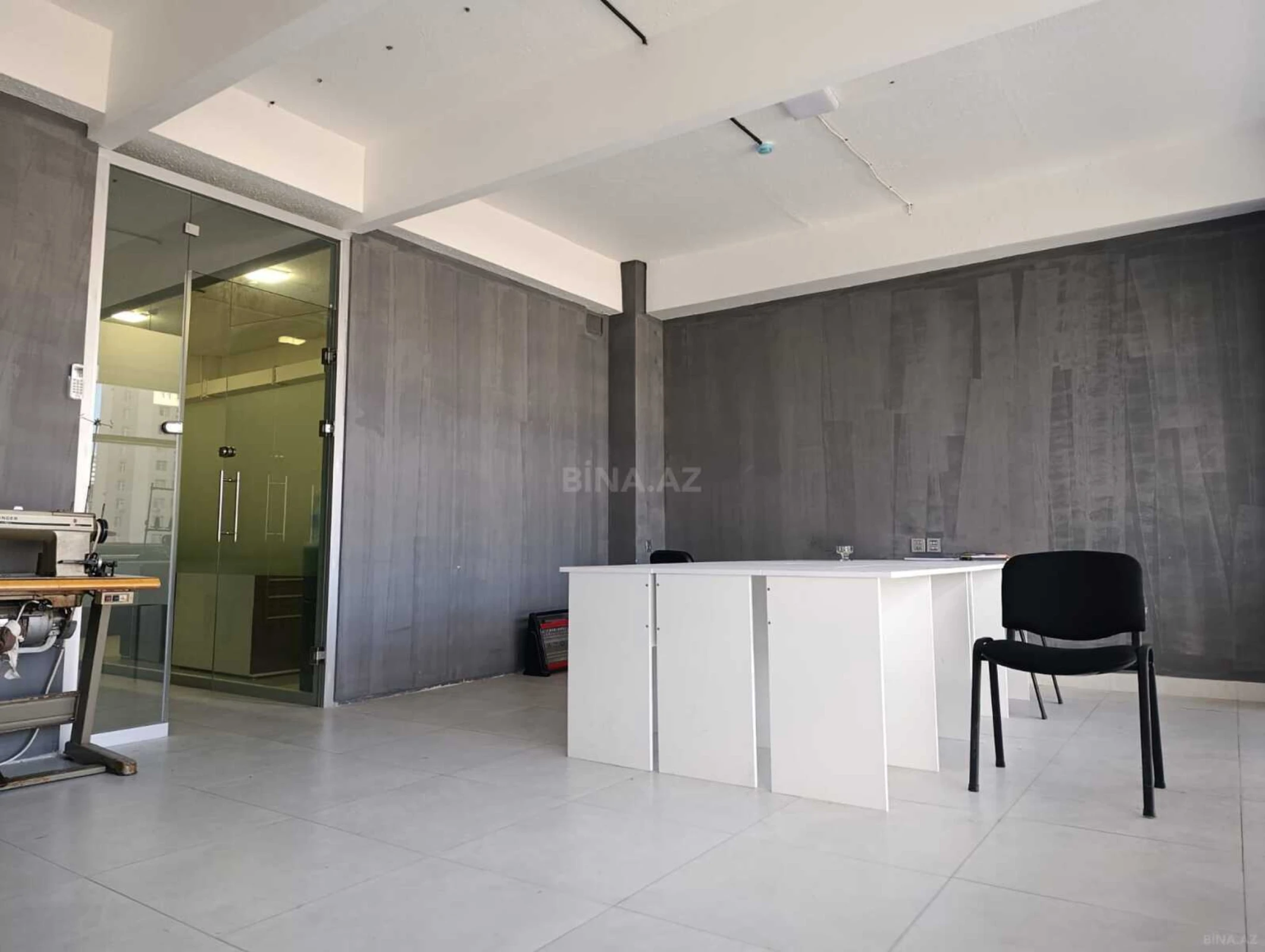Kirayə verilir 7 otaqlı mənzil 185 m²