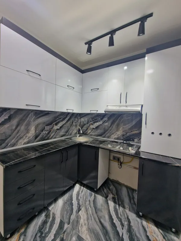 Satılır 2 otaqlı mənzil 45 m²